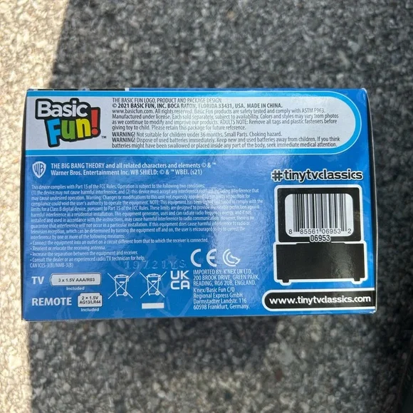 Big Bang Theory Tiny Classics Real Working TV And Remote Arcade Toys Season4 - Picture 5 of 5